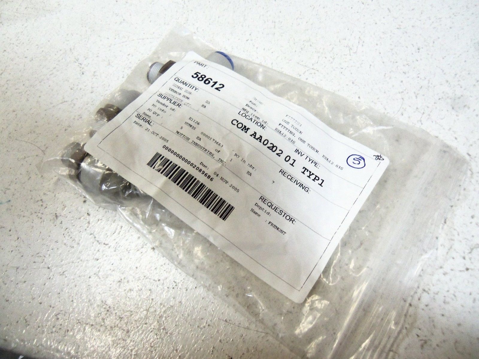 LOT OF 5 SMC FITTING KSL12-03S NSNP