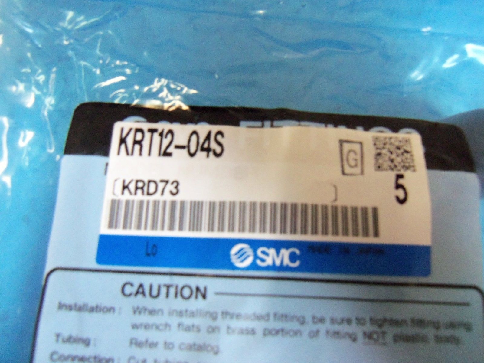 LOT OF 5 SMC FITTINGS KRT12-04S NSMP