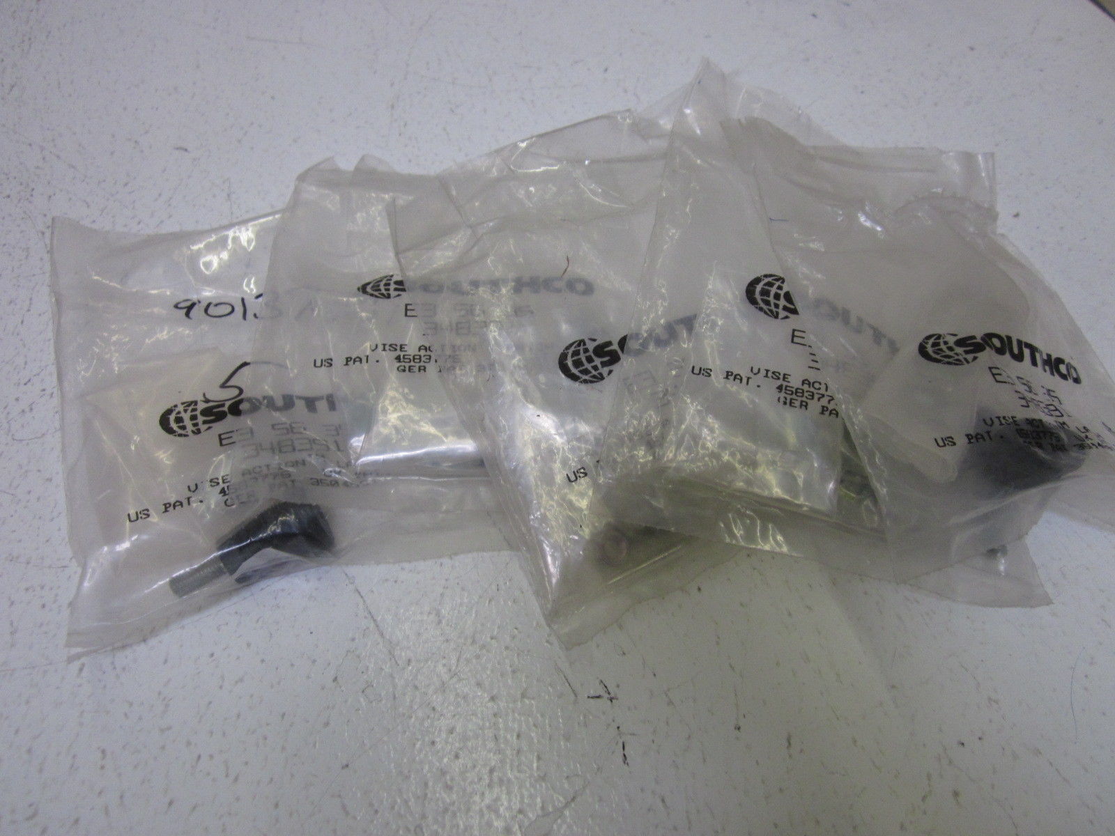 LOT OF 5 SOUTHCO 348391 NSMP