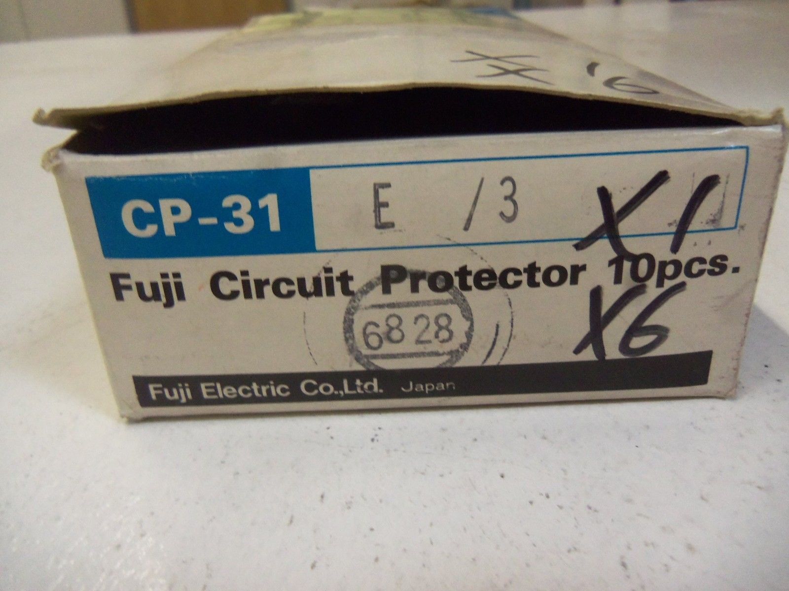 LOT OF 6 FUJI ELECTRIC CIRCUIT PROTECTOR CP-31E/3 *NEW IN BOX*
