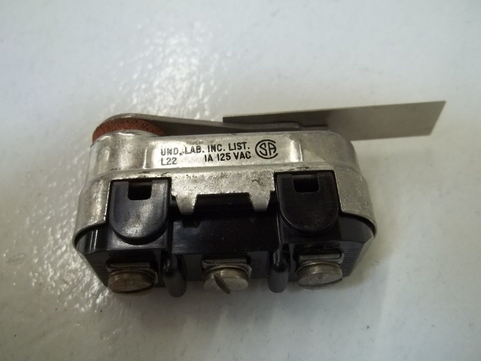 LOT OF 6 MICROSWITCH 1HS4I NSMP