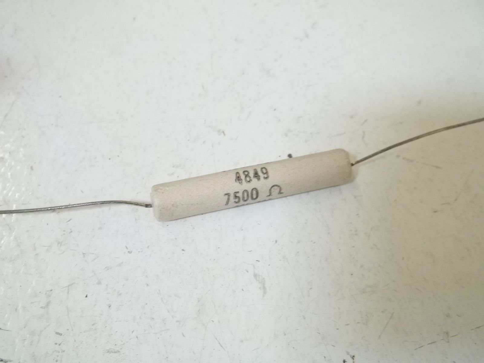 LOT OF 6 OHIMTE 4849 AXIAL LEAD RESISTORS 11WATTS 7500OHMS NSMP