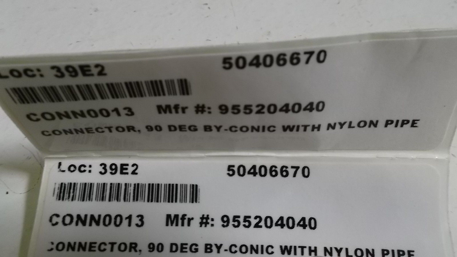 LOT OF 7 CONNECTOR 90 DEGREE BY-CONIC WITH NYLON PIPE 955204040 NSNP