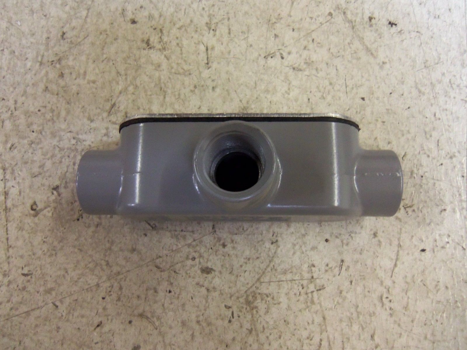 LOT OF 8 CROUSE-HINDS T15-CGN CONDUIT NSMP