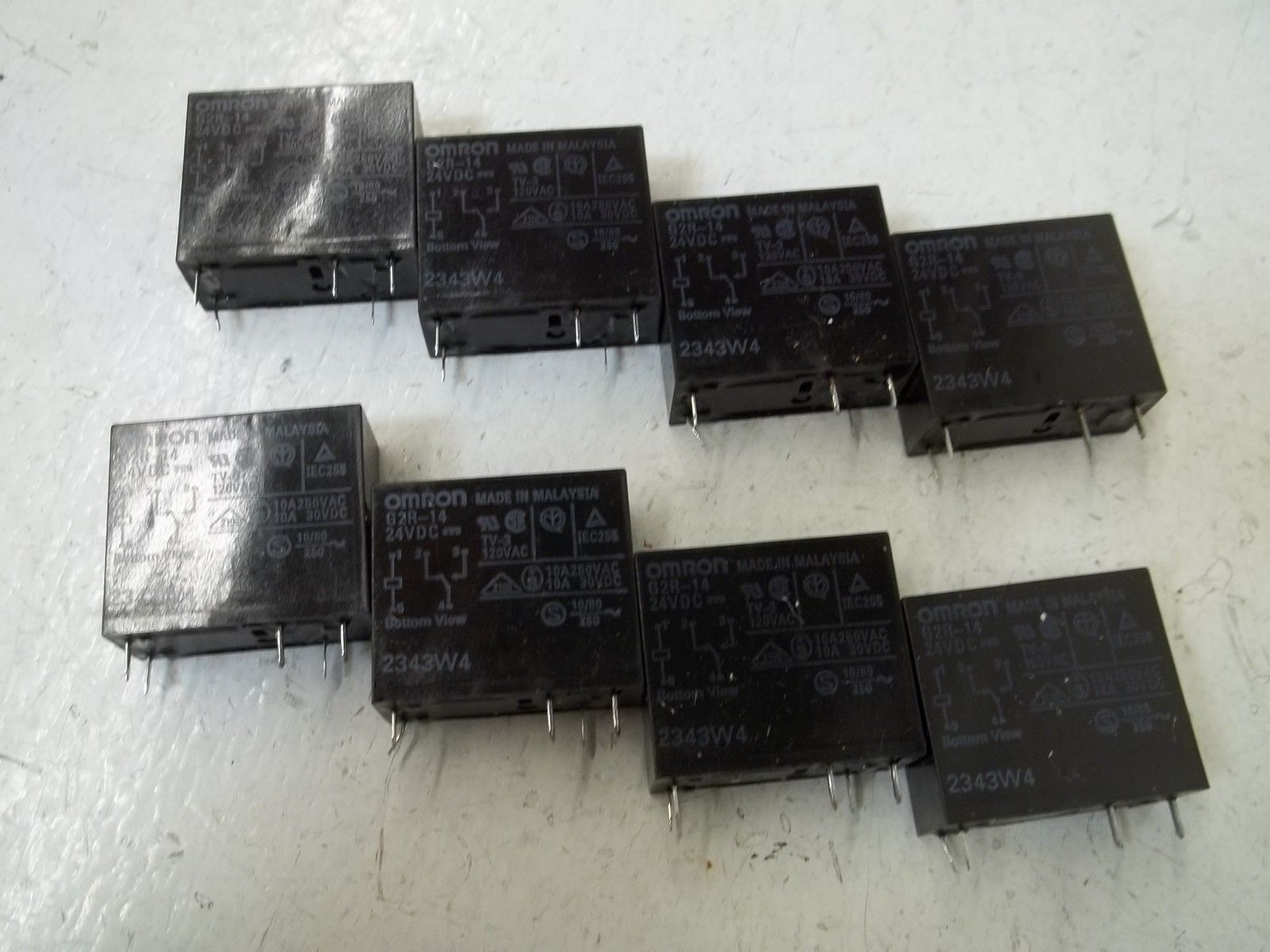 LOT OF 8 OMRON G2R-14 UNMP
