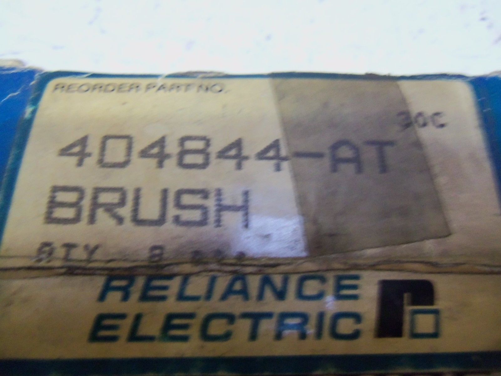 LOT OF 8 RELIANCE 404844-AT CARBON BRUSH UNMP