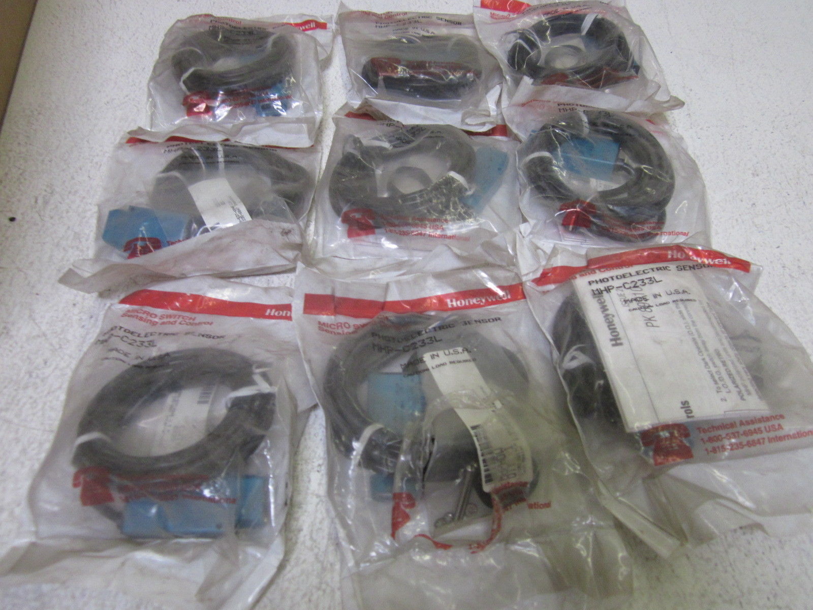 LOT OF 9 HONEYWELL MHP-C233L PHOTOELECTRIC SENSOR NSMP