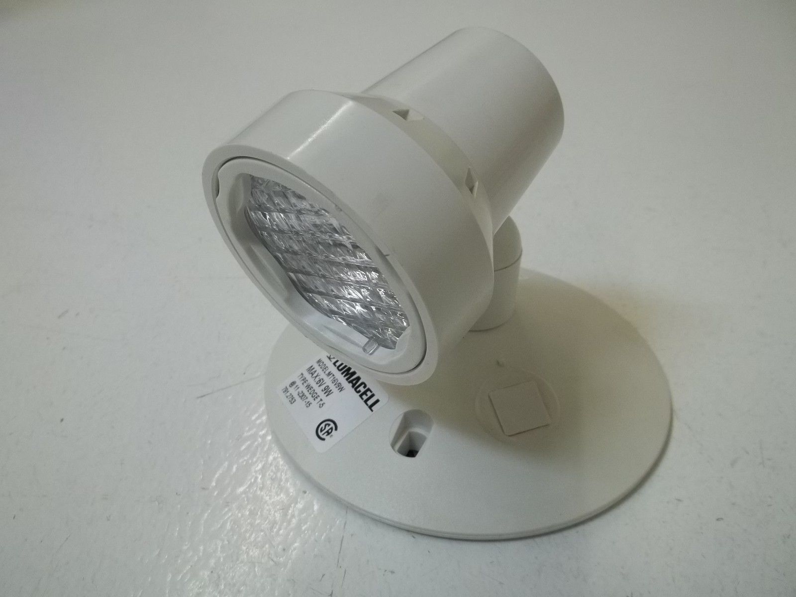 LUMACELL MT16V9W MICRO HEAD WHIST AND WEDGE BASE LAMP NSMP