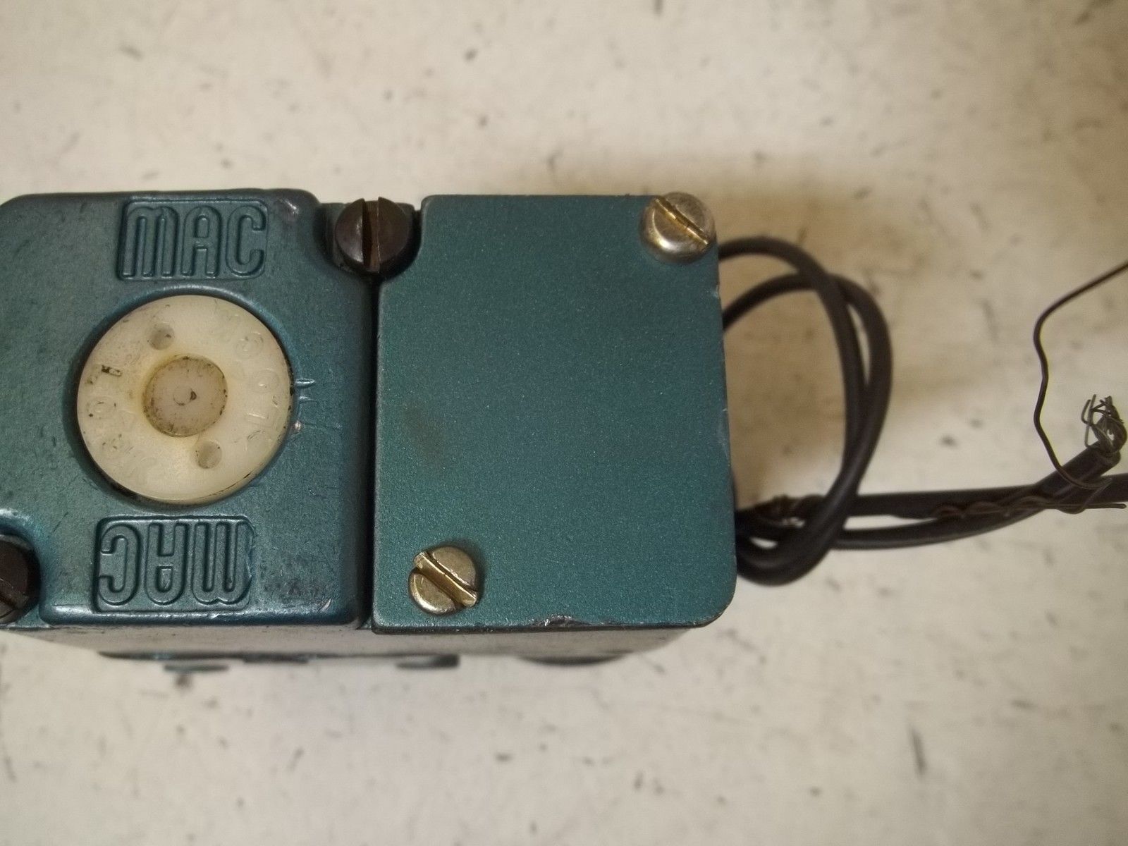 MAC 225B-501AA SOLENOID VALVE UNMP