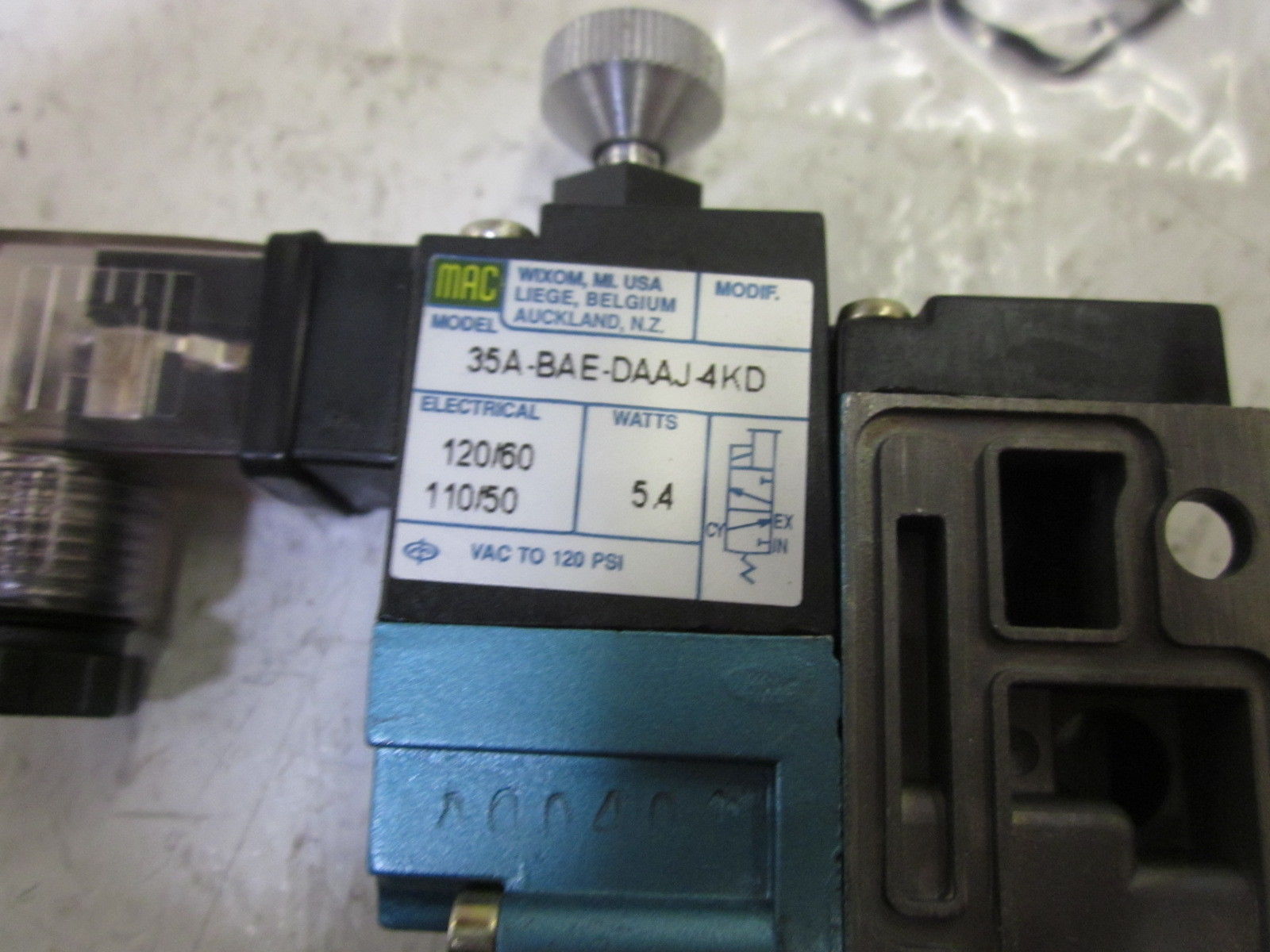 MAC 35A-BAE-DAAJ-4KD SOLENOID VALVE NSNP