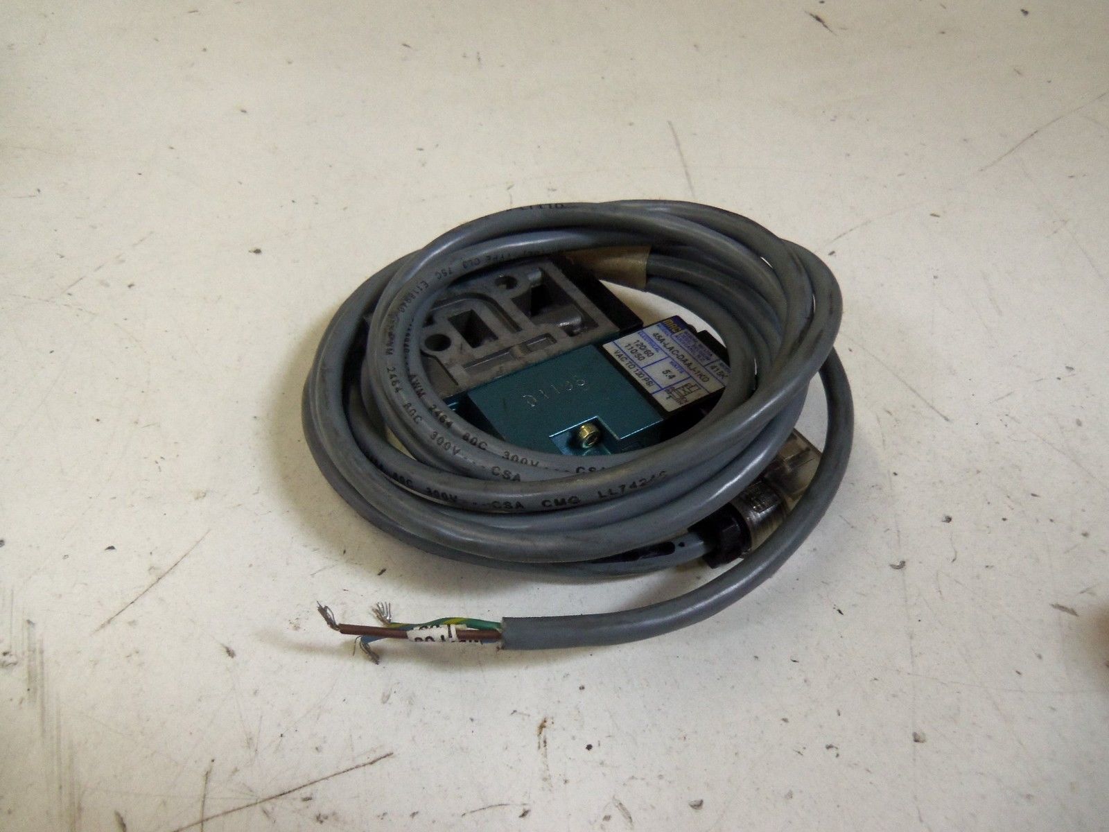 MAC 45A-LAC-DAAJ-1KD W/ CORD  UNMP