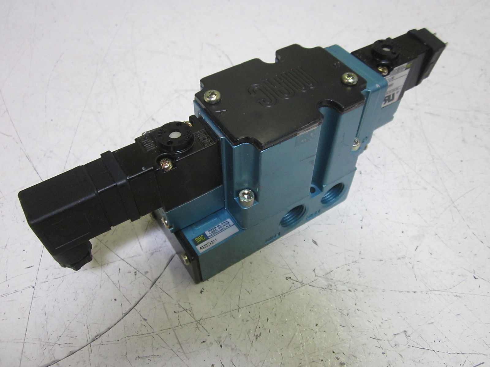 MAC 6321D-331-PM-111JM VALVE W/ PME-11JB VALVE UNMP