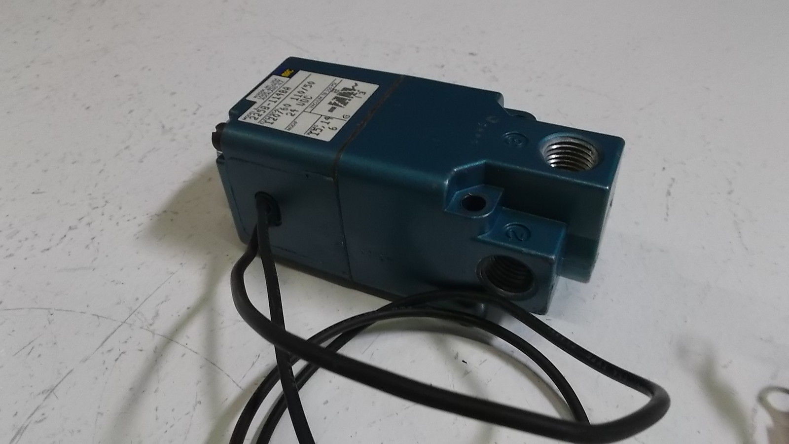 MAC VALVE 225B-114BA UNMP