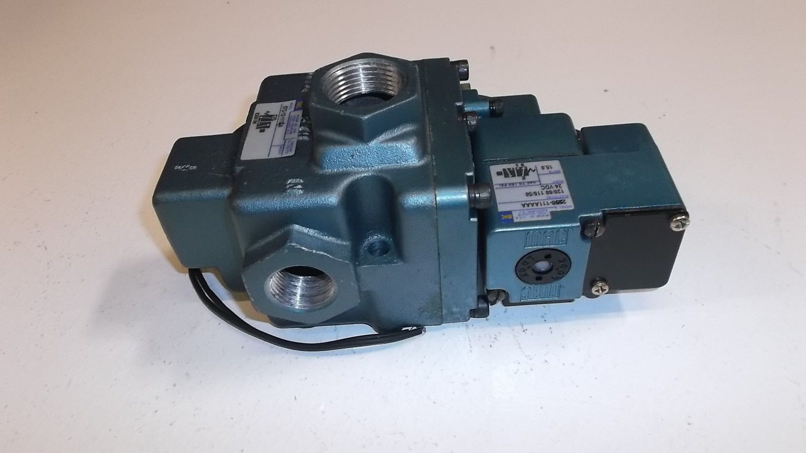 MAC VALVE 57C-12-111GA *USED*