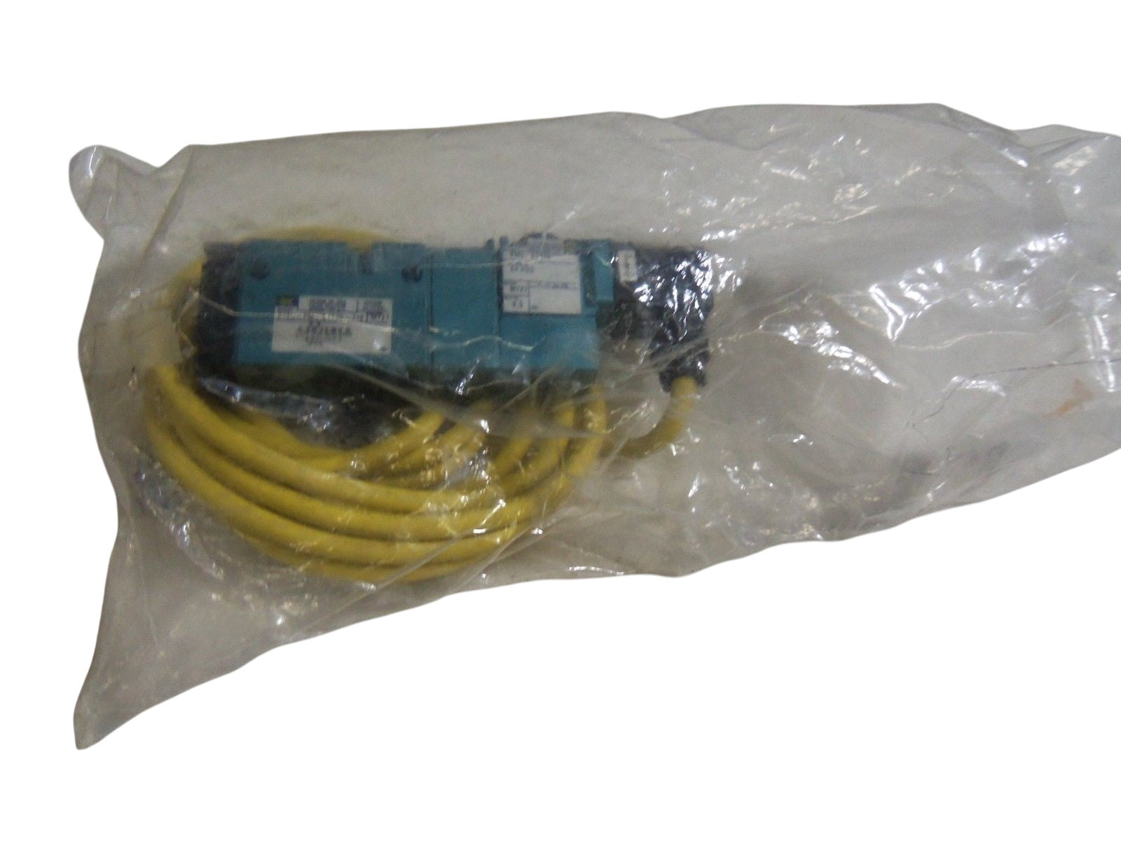 MAC VALVES 812C-PM-611JD-112 w/ PME-611JA SOLENOID UNMP