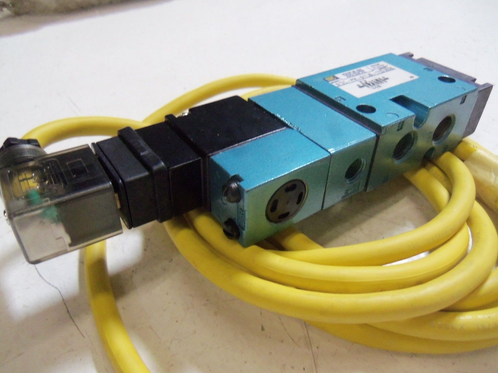MAC VALVES 812C-PM-611JB-172 w/ PME-611JD UNMP