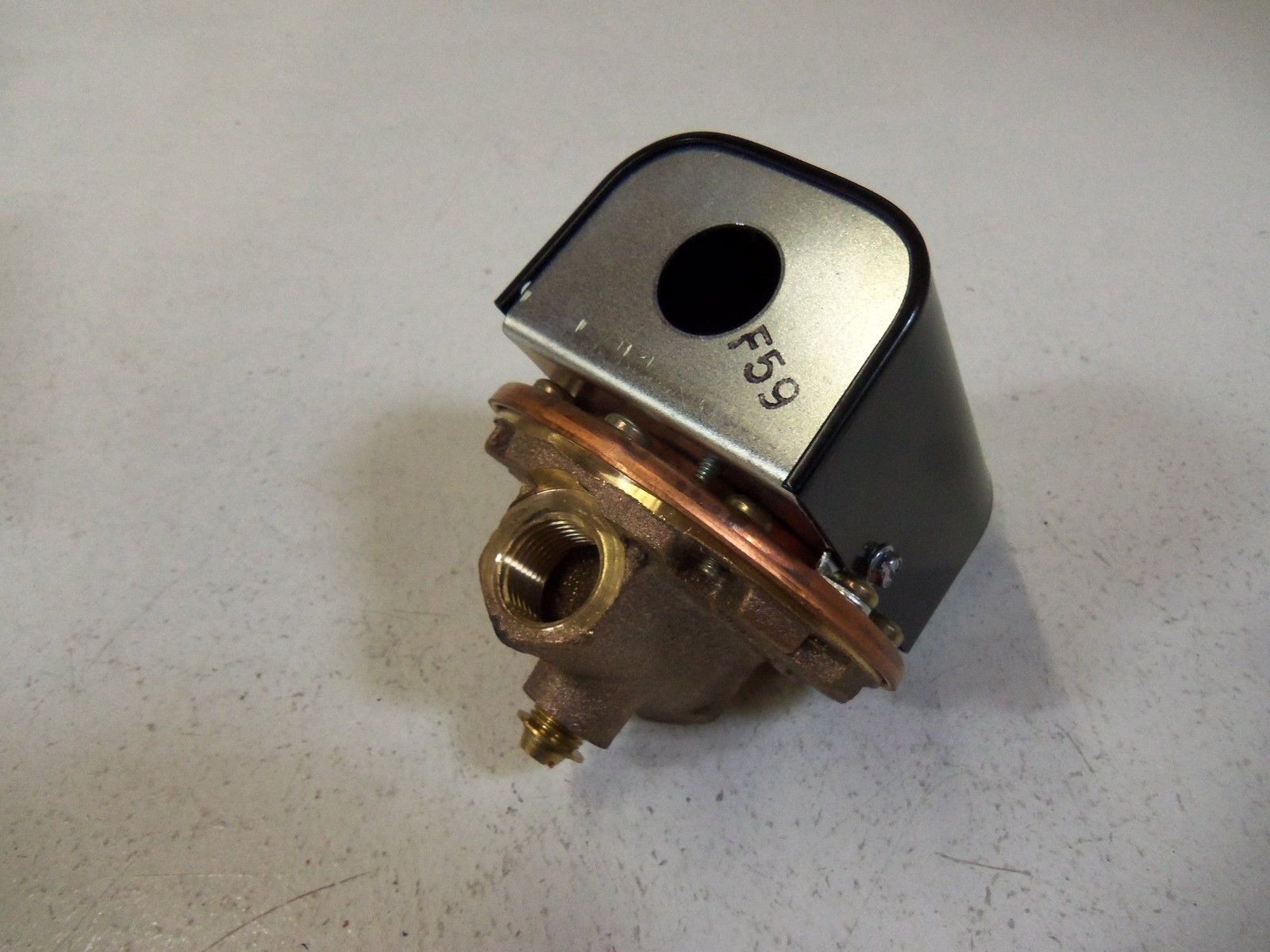 MCDONNELL FLOW SWITCH FS1 UNMP