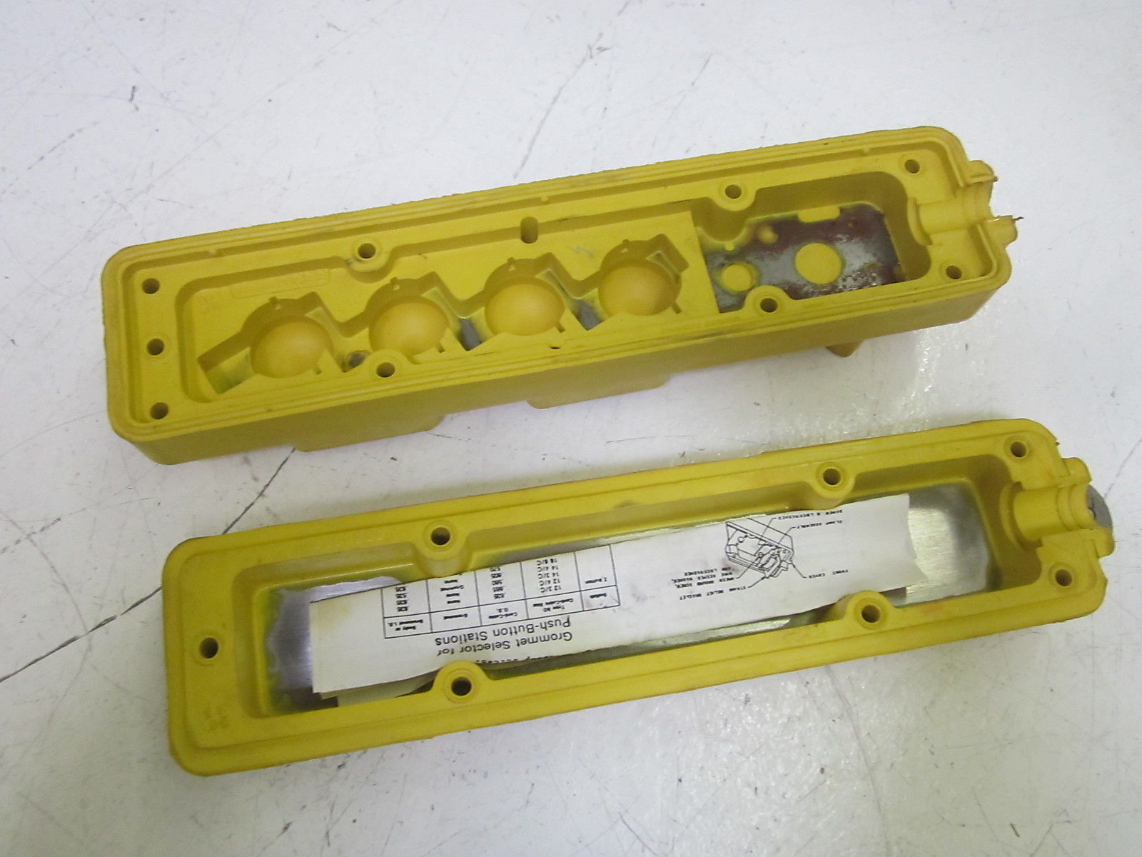 MCGILL 3441 SEAL-LOK PUSH BUTTON STATION  UNMP
