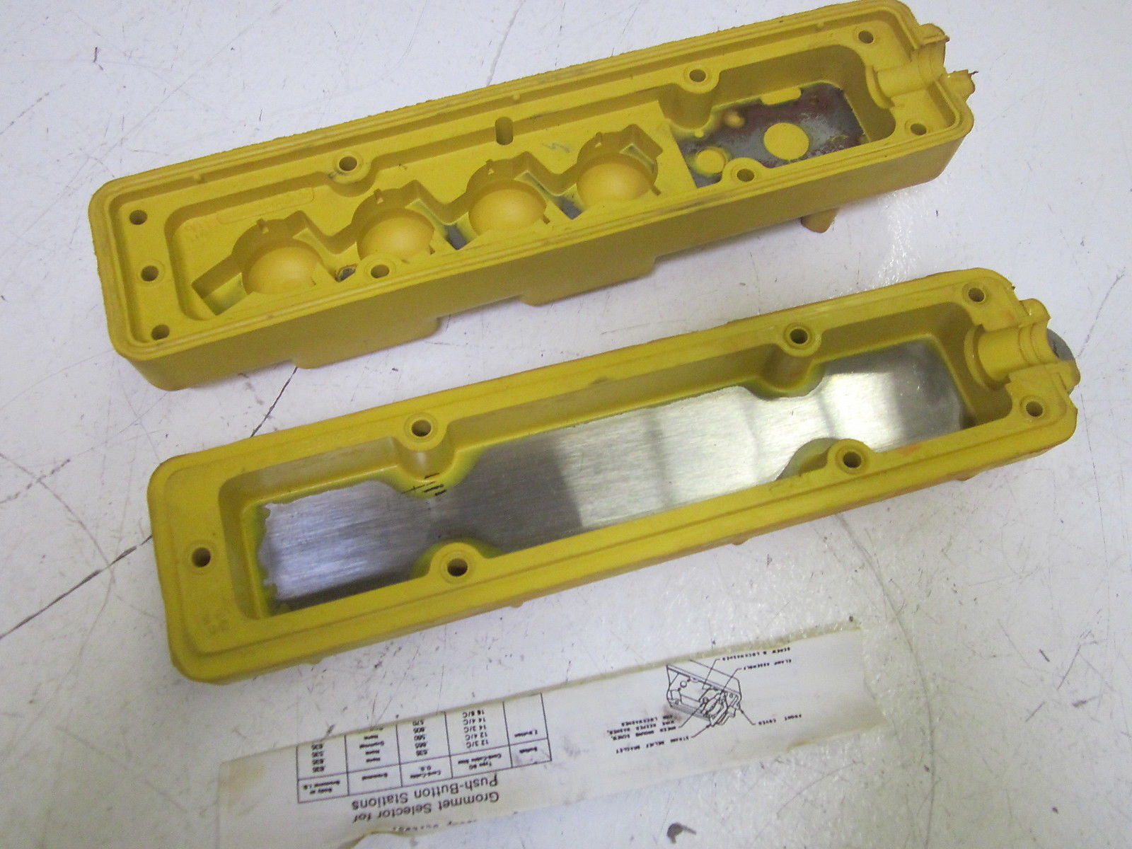MCGILL 3441 SEAL-LOK PUSH BUTTON STATION  UNMP