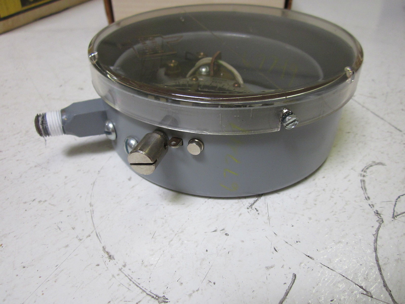 MERCOID CONTROL DS231-2 RG.1 PRESSURE SWITCH 0-15PSIG UNMP