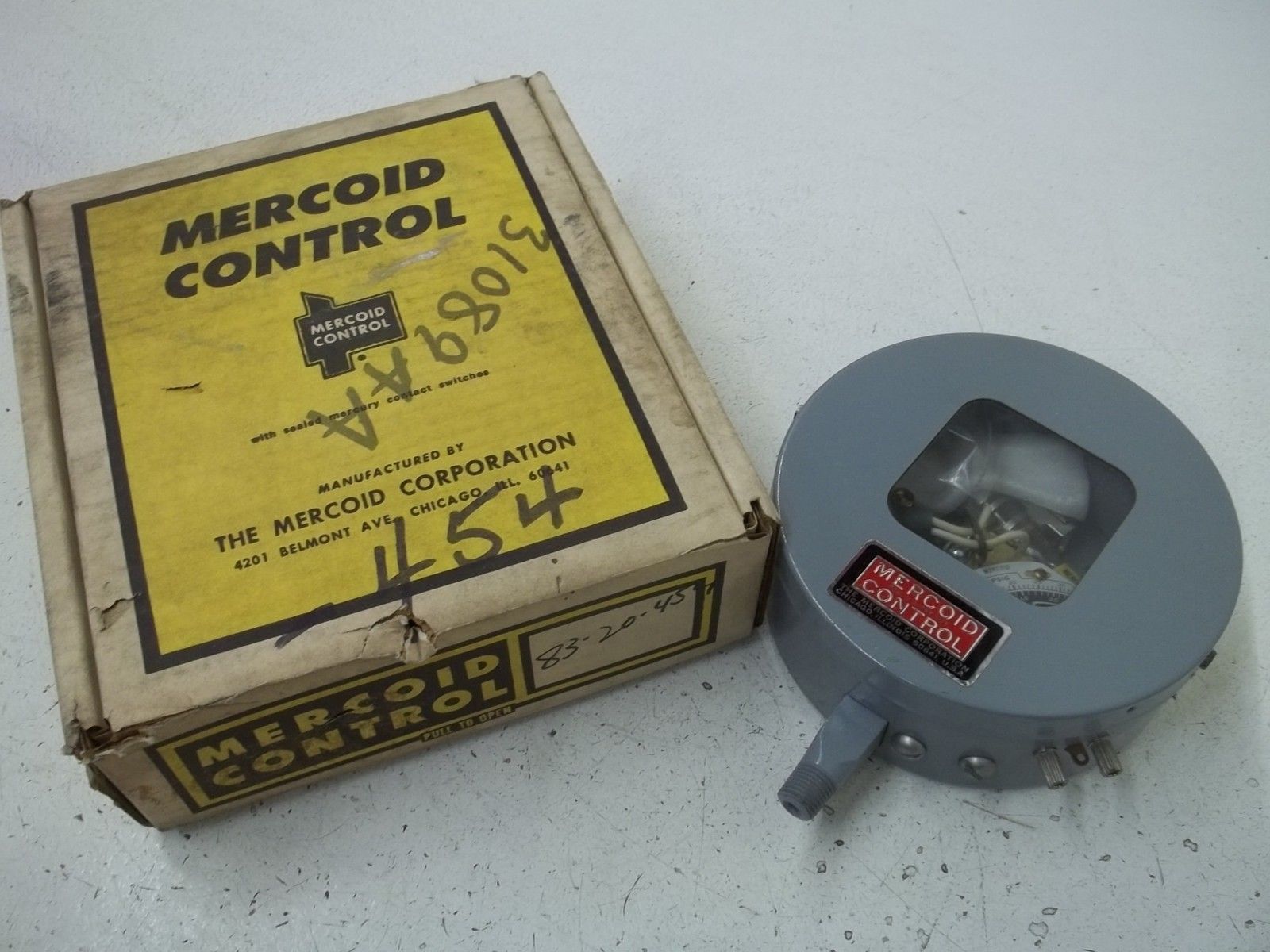 MERCOID CONTROLS DA31-2 R4 PRESSURE SWITCH NSMP