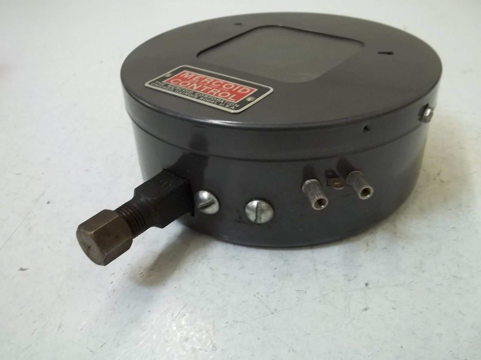 MERCOID DA21-2 PRESSURE CONTROL UNMP
