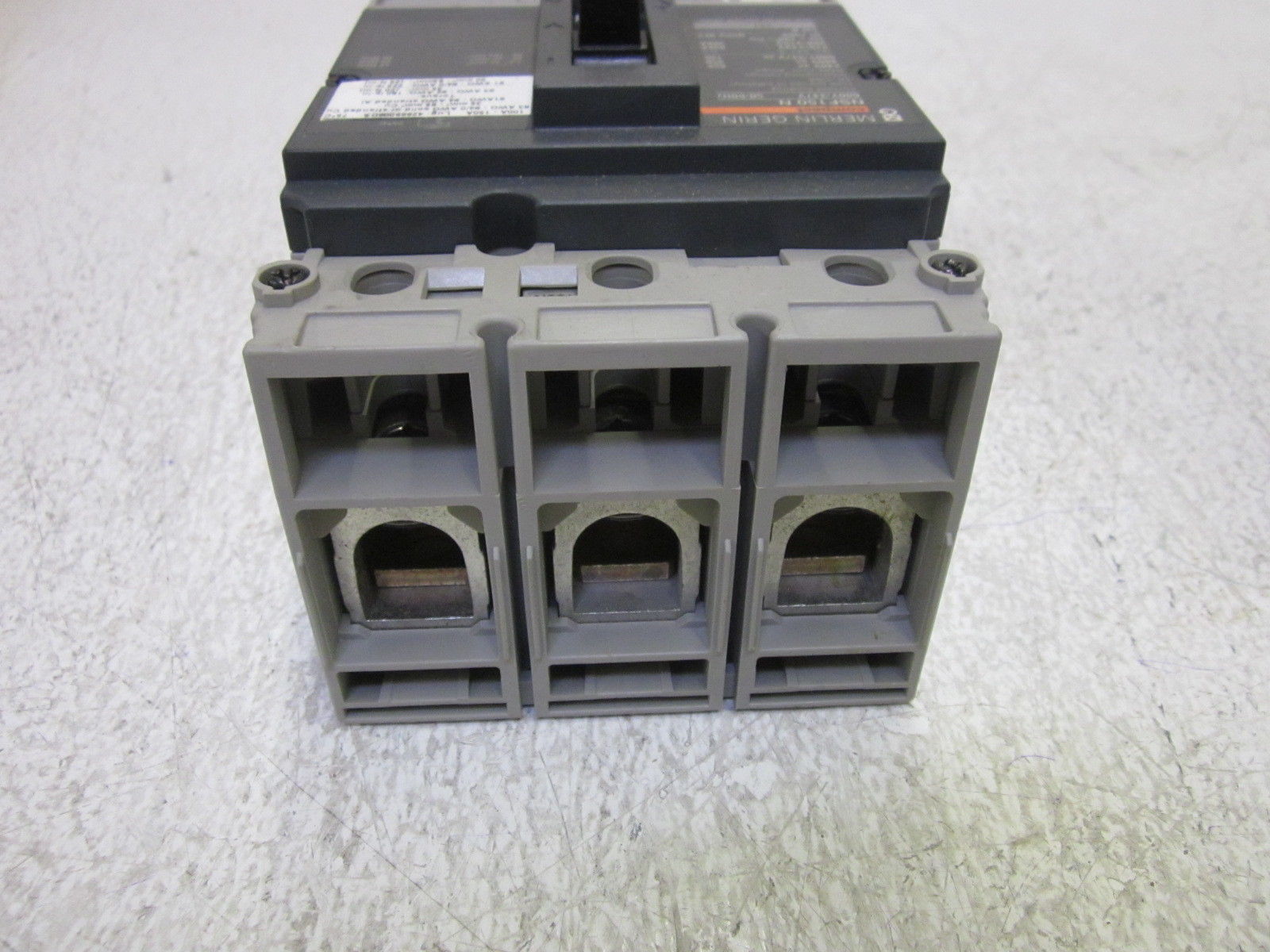 MERLIN GERIN NSF150 N 600Y/347V CIRCUIT BREAKER NSNP