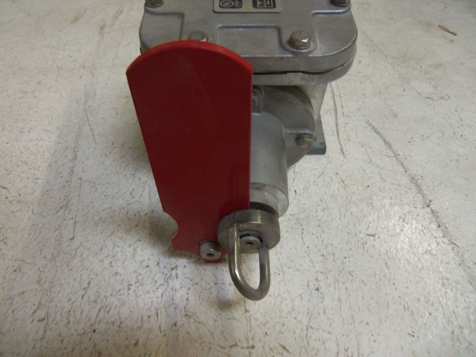 METERIAL CONTROL PC-L1S MICRO SAFETY SWITCH UNMP