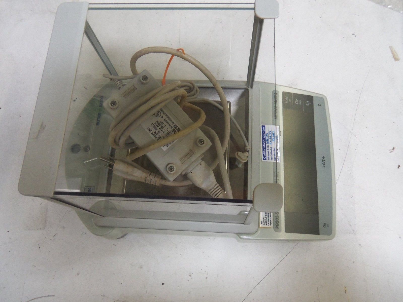 METTLER TOLEDO PG203-S ANALYTICAL BALANCE SCALE *USED*