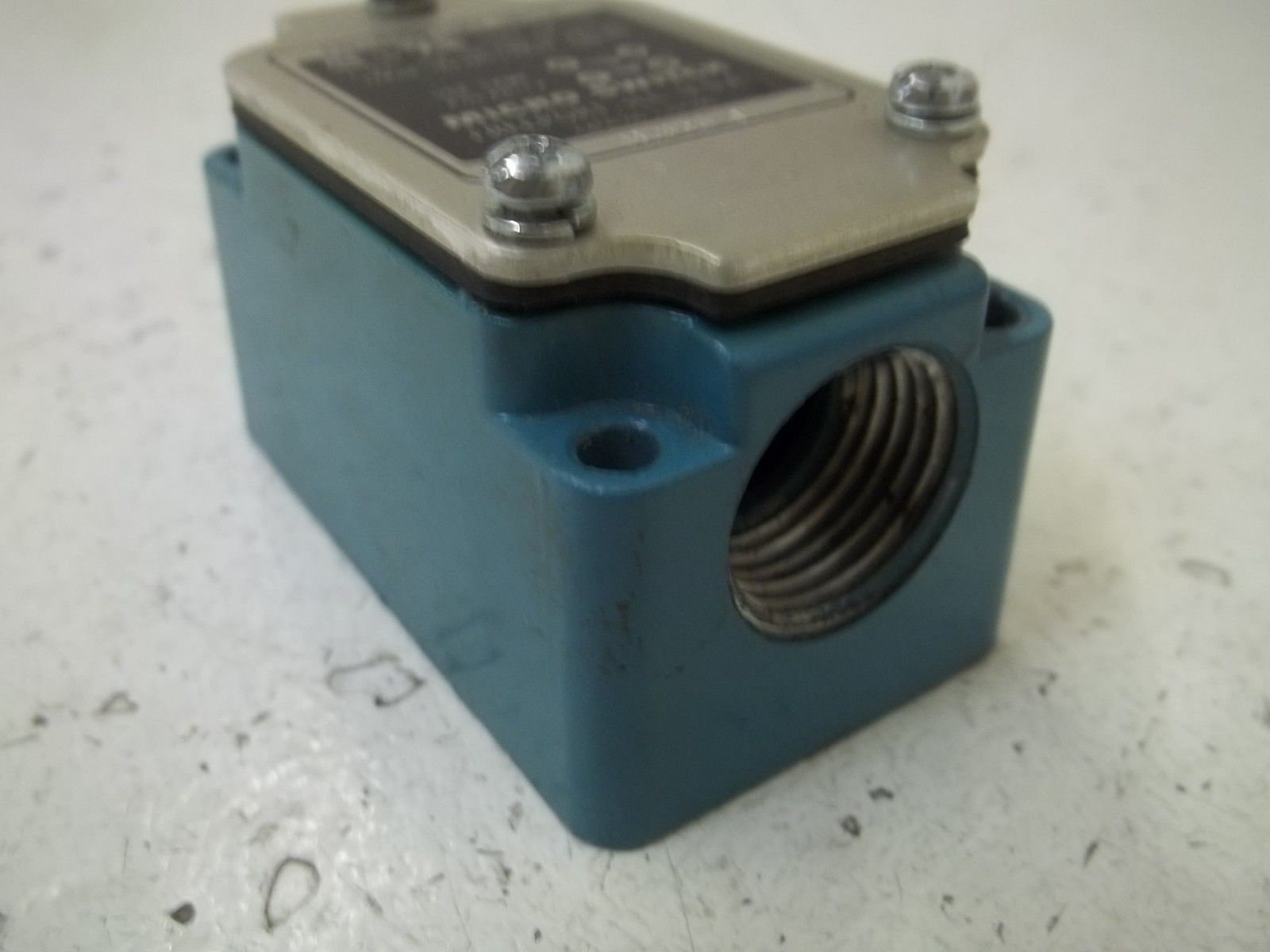 MICRO SWITCH 1LS56-L (AS PICTURED) UNMP