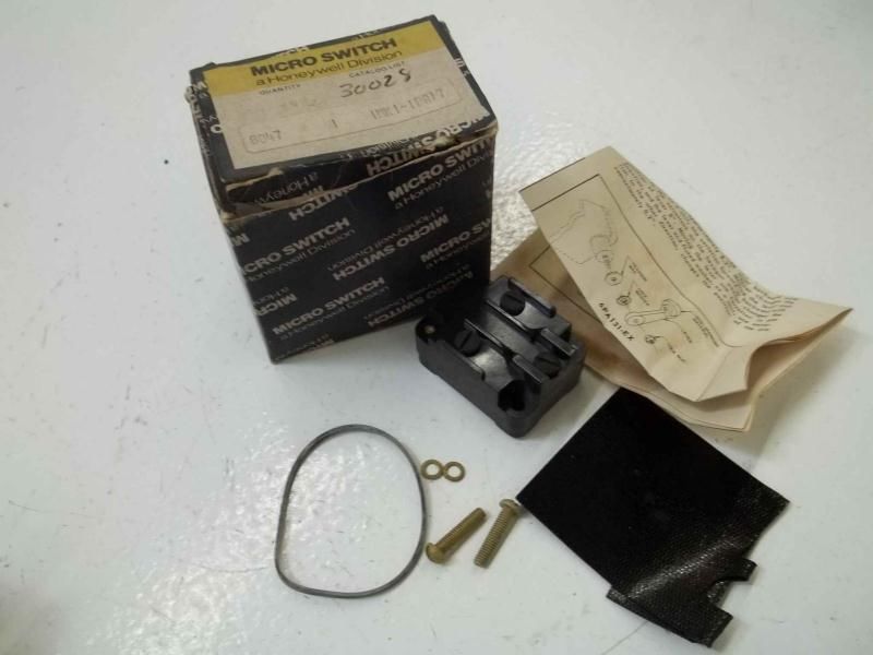MICROSWITCH 1MK1-1PA17 LIMIT SWITCH CONTACT BLOCK *NEW IN BOX*