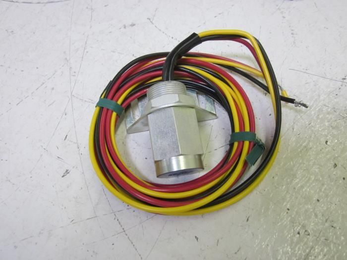 MICRO SWITCH 205FS1 PROXIMITY SENSOR NSMP
