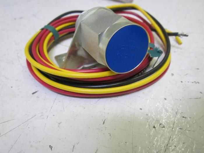 MICRO SWITCH 205FS1 PROXIMITY SENSOR NSMP