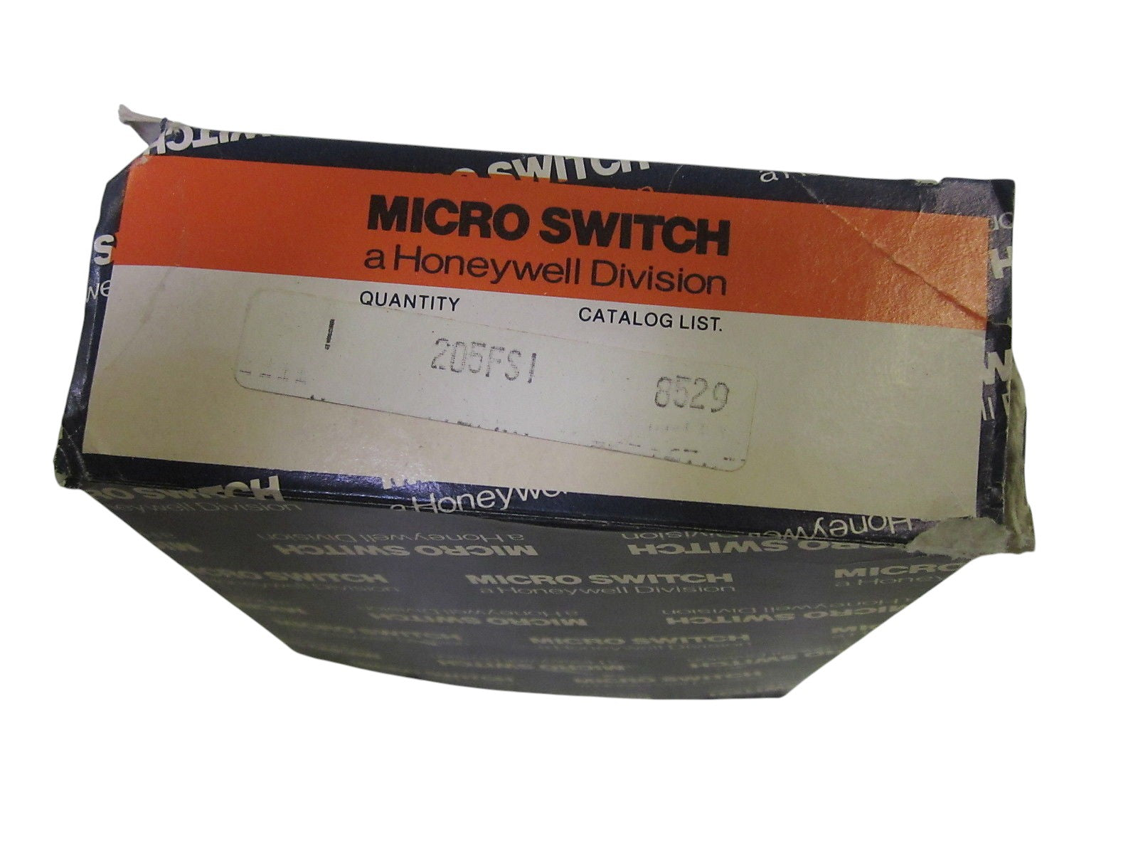 MICRO SWITCH 205FS1 PROXIMITY SENSOR (BLUE & WHITE BOX)  NSMP