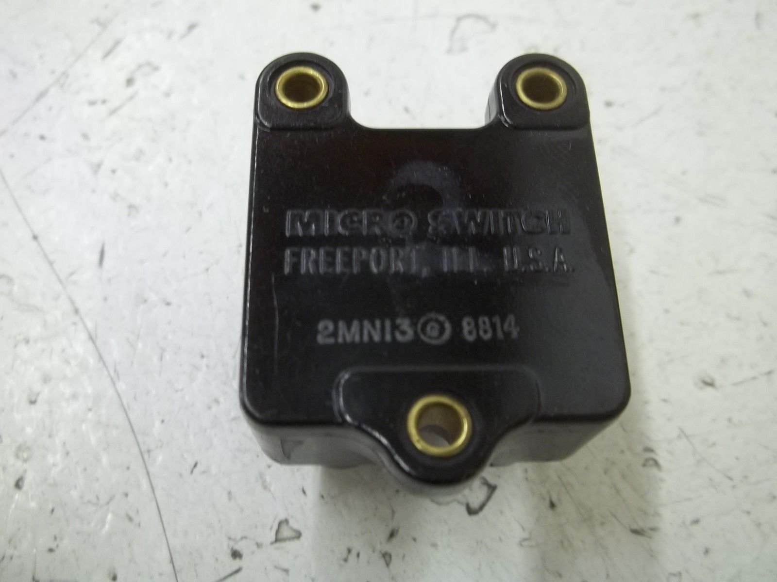 MICRO SWITCH 2MN13 LIMIT SWITCH OIL TIGHT (BLUE BOX)NSMP