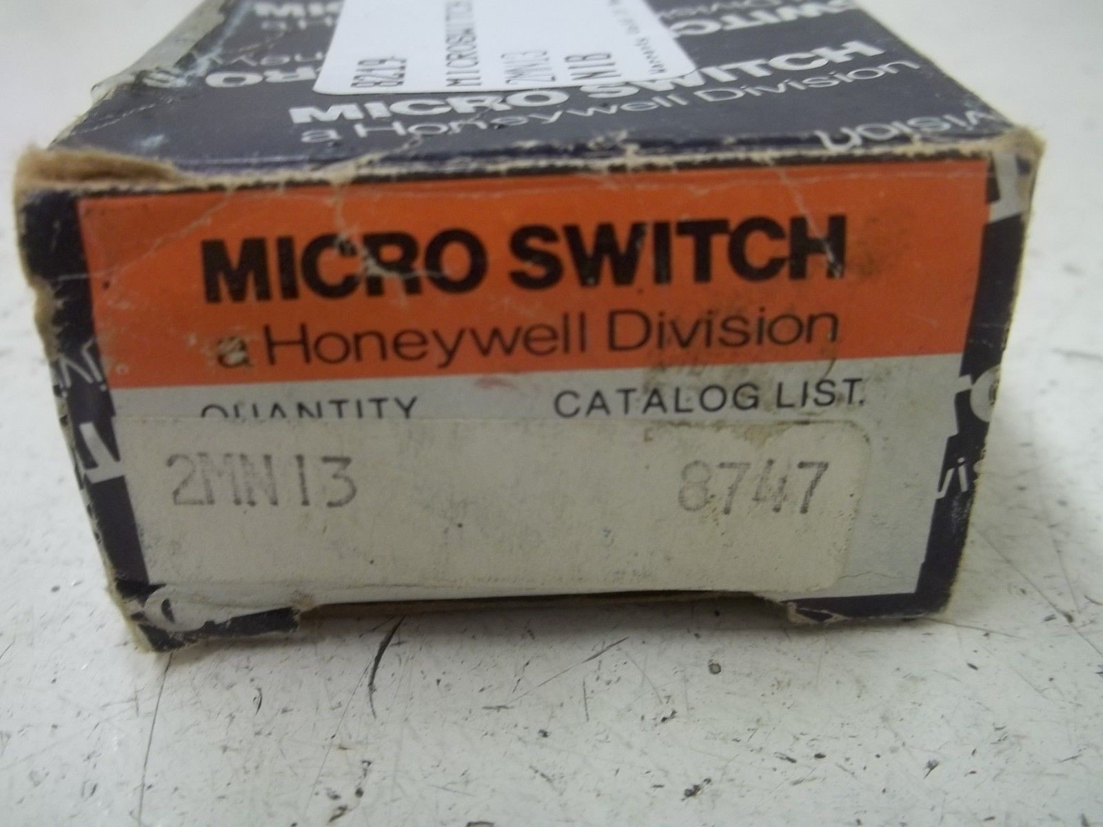 MICRO SWITCH 2MN13 LIMIT SWITCH OIL TIGHT (BLUE BOX)NSMP
