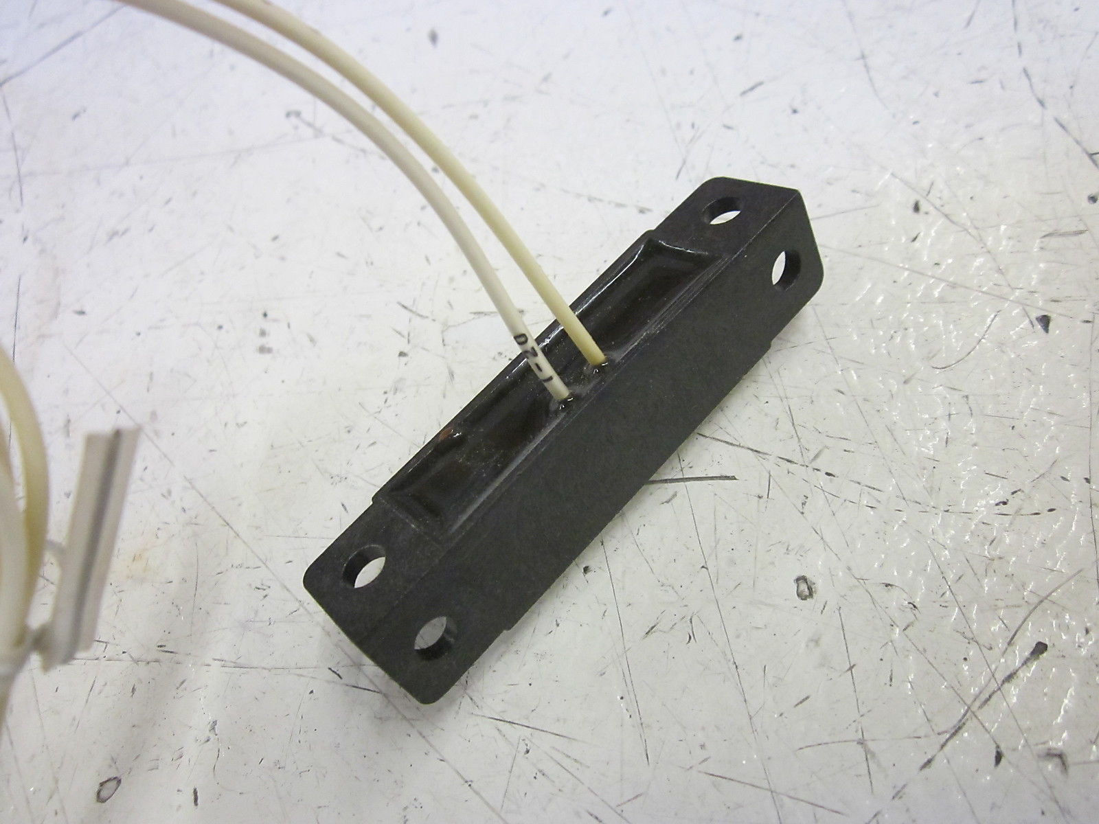 MICRO SWITCH 40FR2-3 PROXIMITY SENSOR NSNP