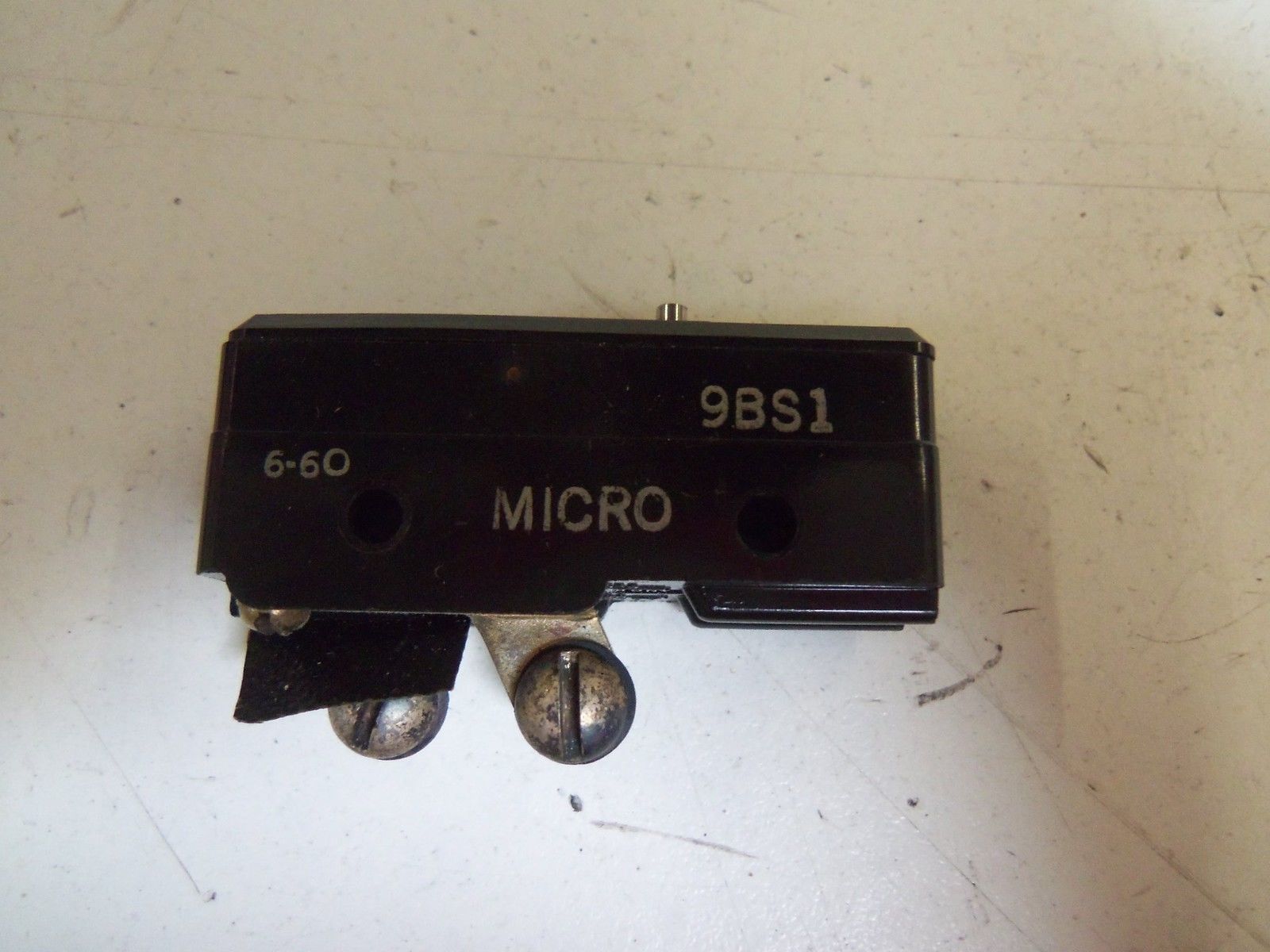 MICRO SWITCH 9BS1 250VAC 10A NSNP