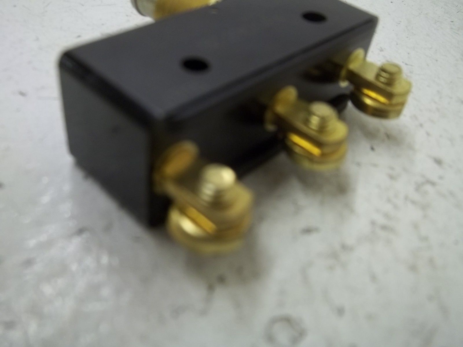 MICRO SWITCH BZ-2RQ1-P4 LIMIT SWITCH  NSNP