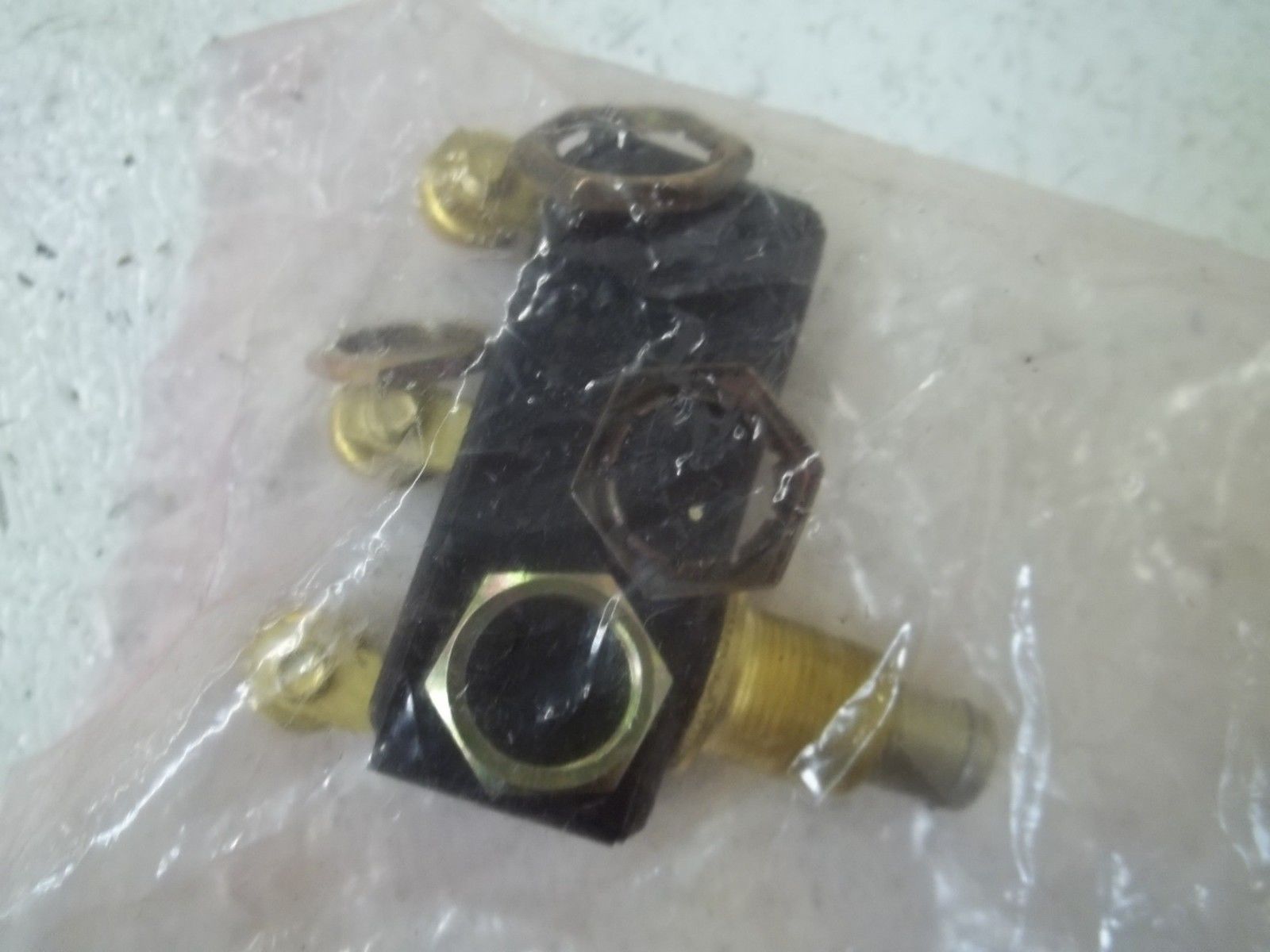 MICRO SWITCH BZ-2RQ1-P4 LIMIT SWITCH NSMP