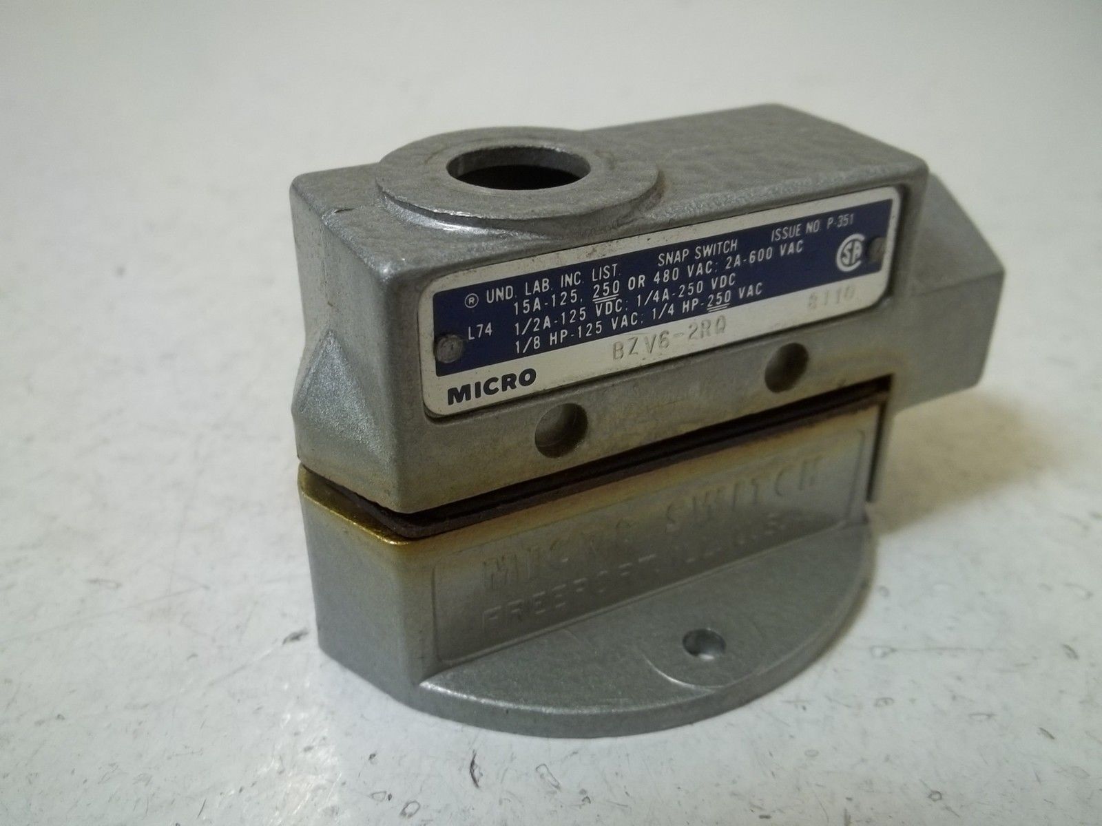 MICRO SWITCH BZV6-2RQ LIMIT SWITCH(MISSING HEAD PART) UNMP