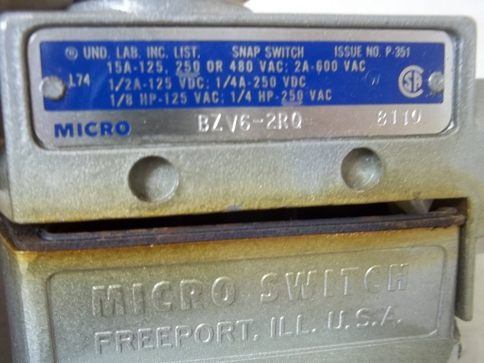 MICRO SWITCH BZV6-2RQ LIMIT SWITCH(MISSING HEAD PART) UNMP