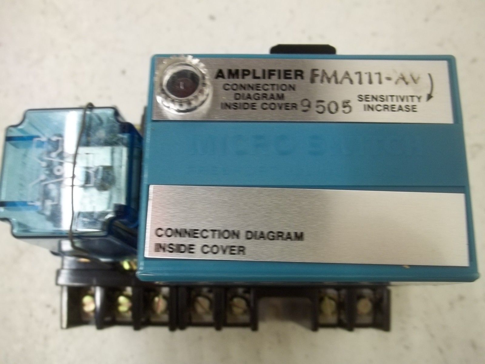 MICRO SWITCH FMA111-AV AMPLIFIER CONTROLLER NSMP