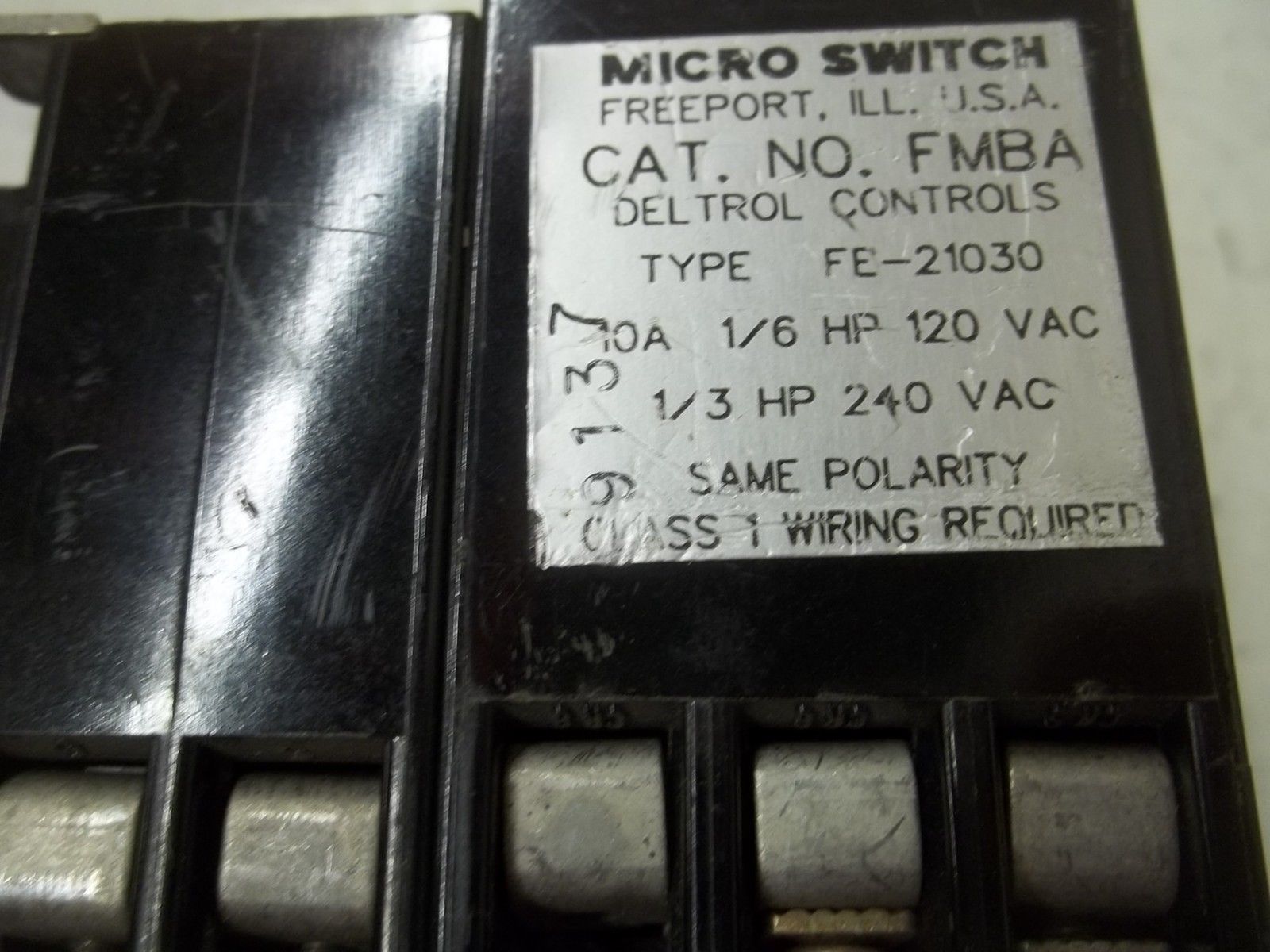MICRO SWITCH FMF112T2.VA PROXIMITY CONTROL AMPLIFIER UNMP