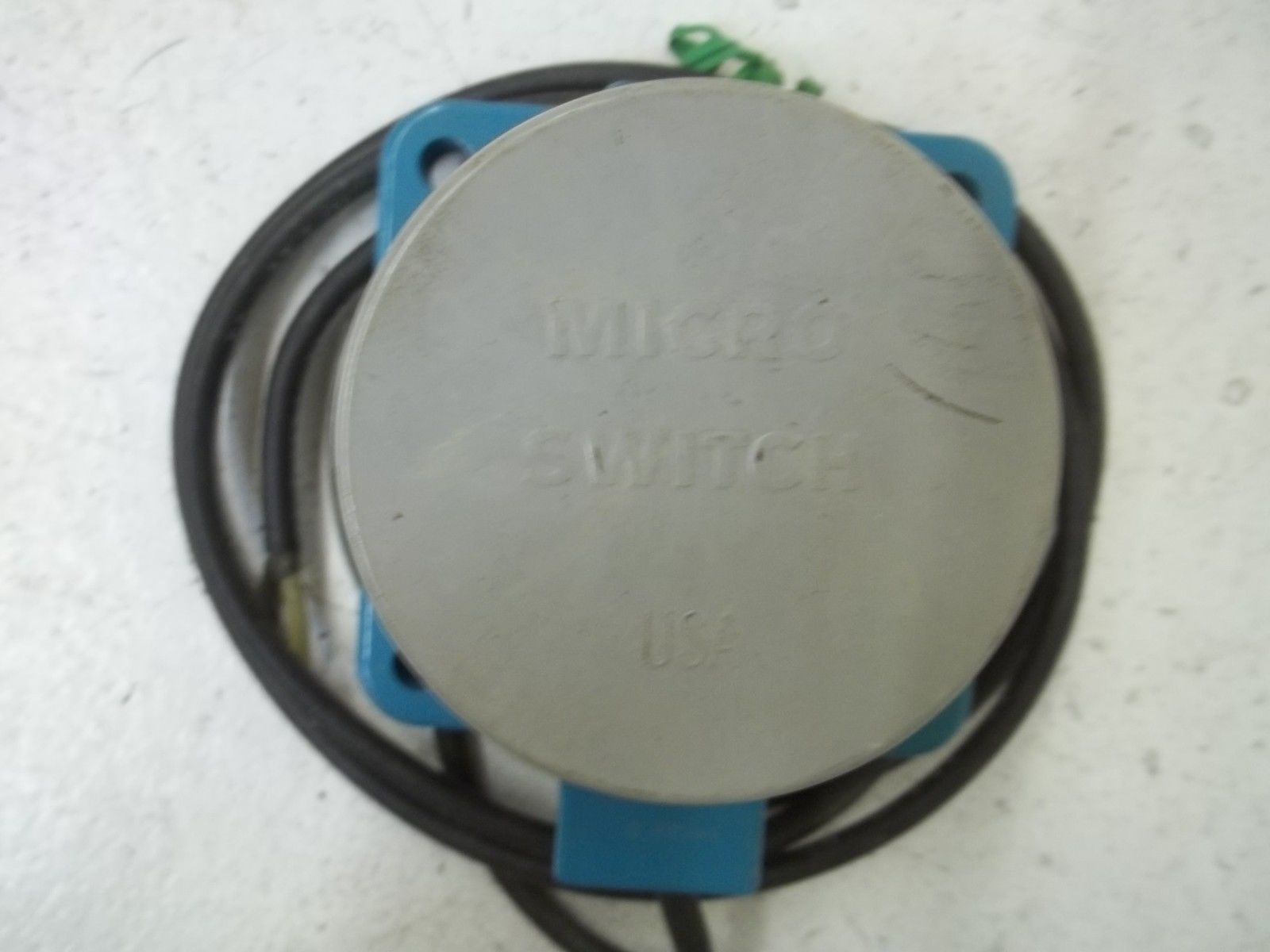 MICRO SWITCH FMSA3-6 PROXIMITY SWITCH UNMP