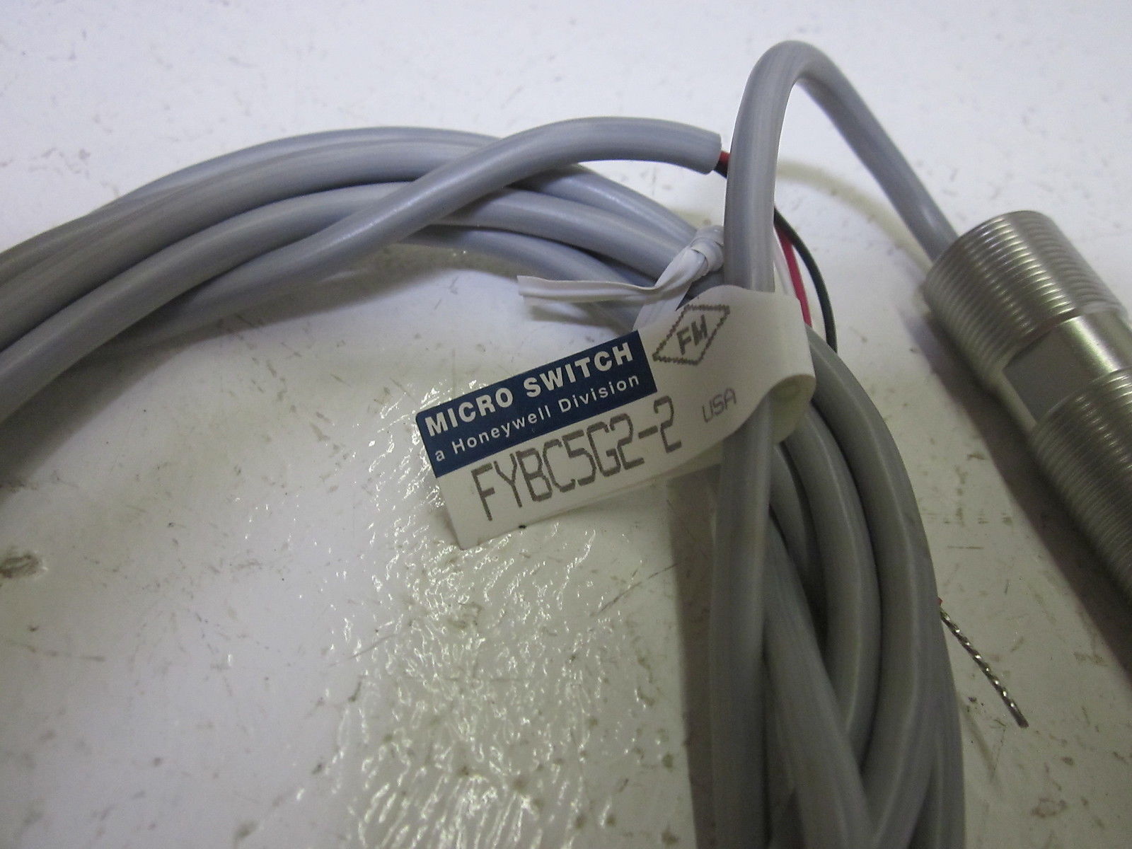 MICRO SWITCH FYBC5G2-2 PROXIMITY SENSOR 19-30VDC UNMP