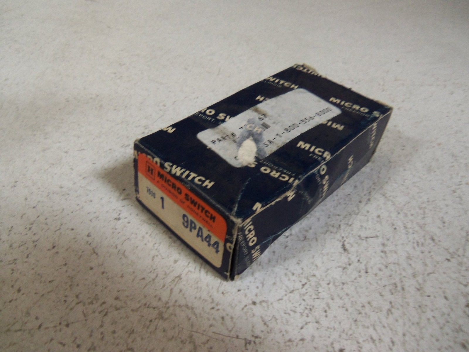 MICRO SWITCH LIMIT SWITCH-OT 9PA44 NSMP