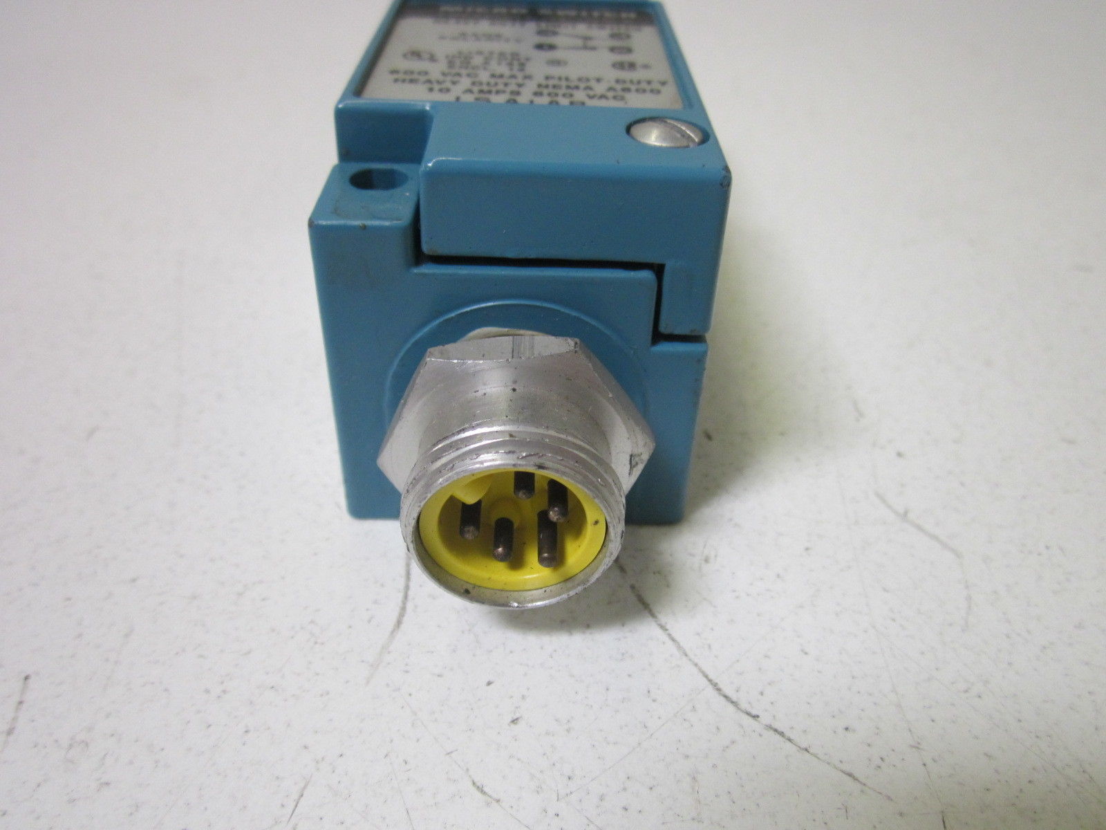 MICRO SWITCH LSA1AB LIMIT SWITCH UNMP