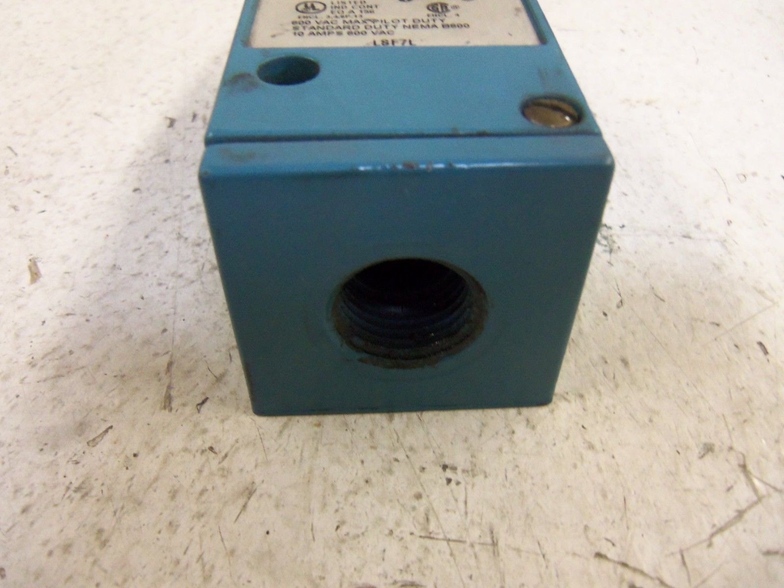 MICRO SWITCH LSF7L *USED*