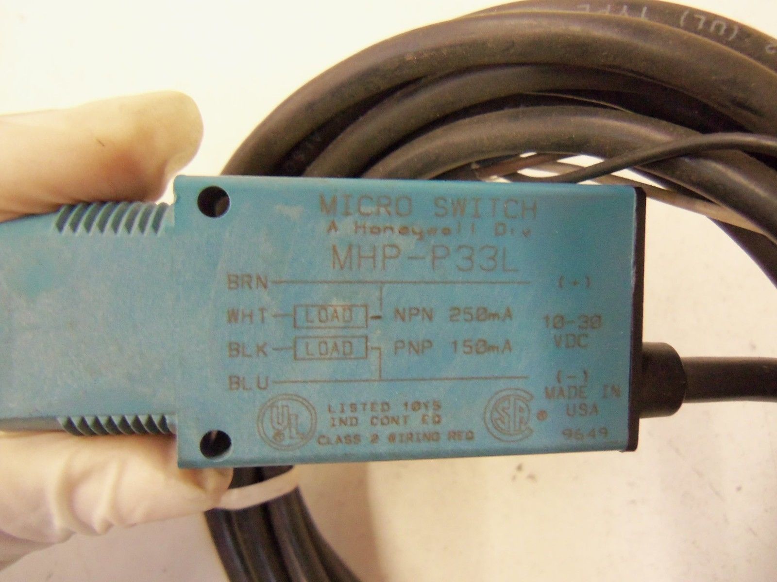 MICRO SWITCH MHP-P33L PHOTOELECTRIC SENSOR UNMP